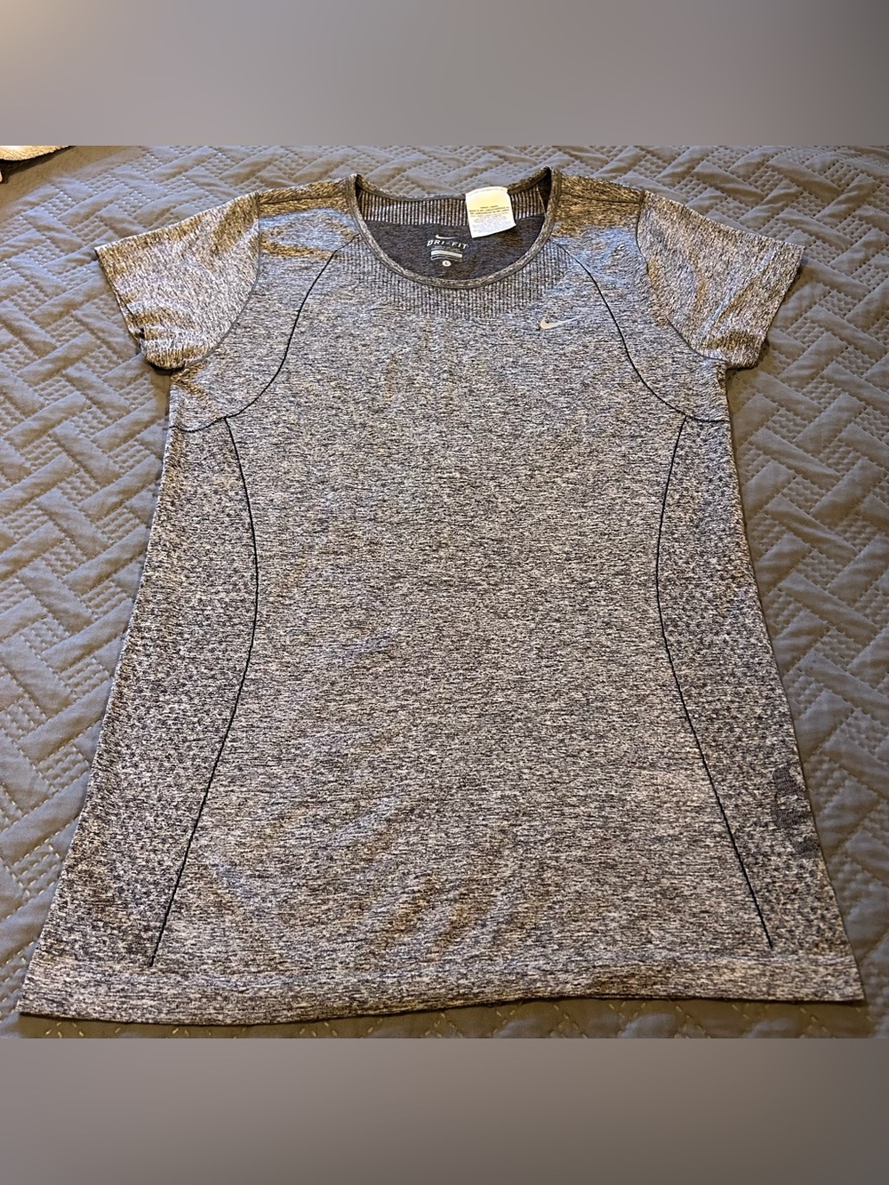 Nike Women's Grey Heather Short Sleeve Performance Top Size L